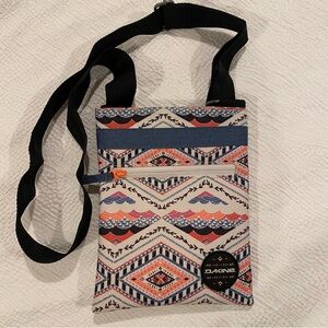 Dakine Jive Geometric Crossbody Bag - Lizzie